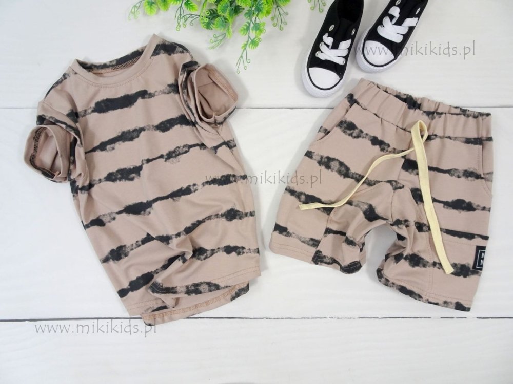T-shirt slim print / beżowy NUNU