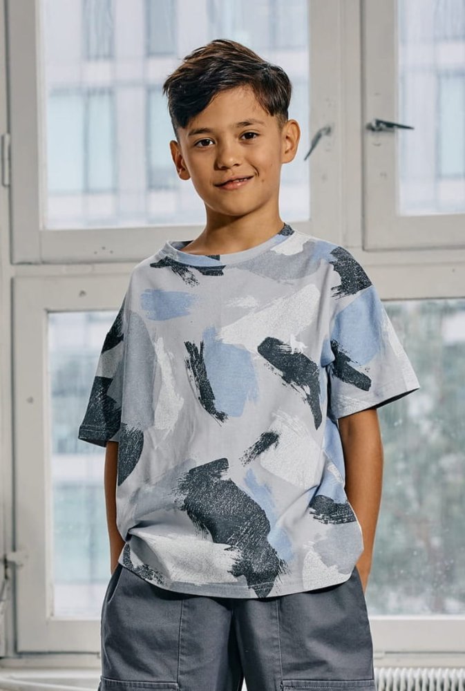 T-shirt  MASHMNIE / abstract