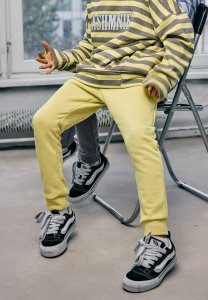 Spodnie dresowe MASHMNIE / żółte