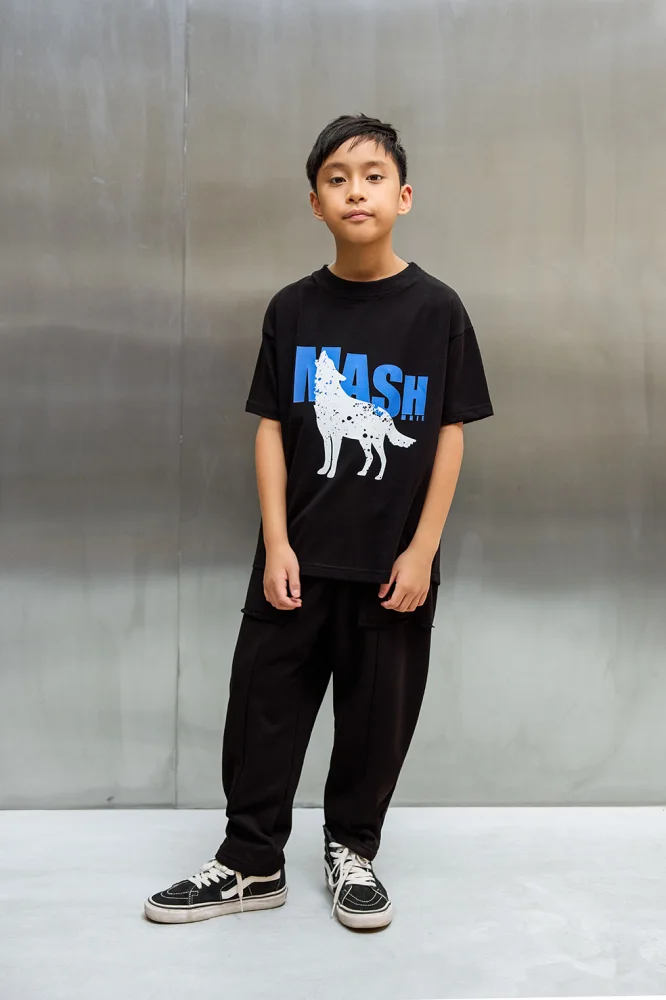T-shirt MASHMNIE / czarny