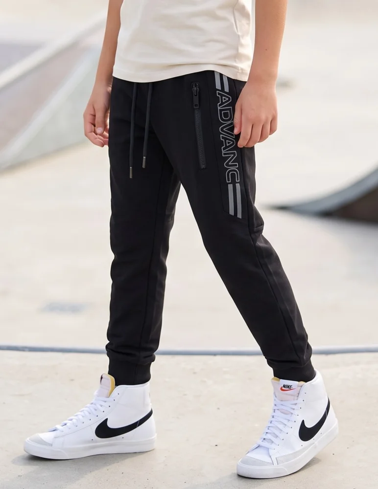 MIKI KIDS PHOTO (23).png