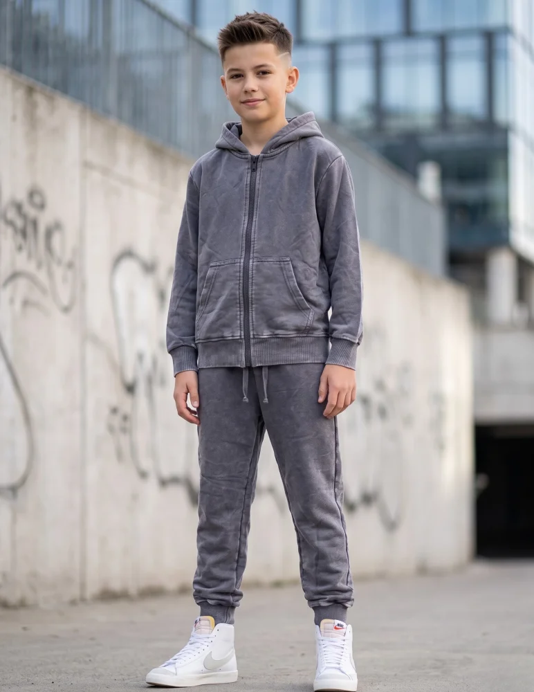 MIKI KIDS PHOTO (45).png
